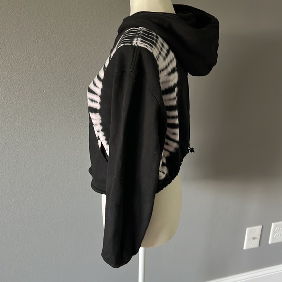 Heroine Sport Black Tie Dye Zip Up Cropped Hoodie - Picture 4 of 8